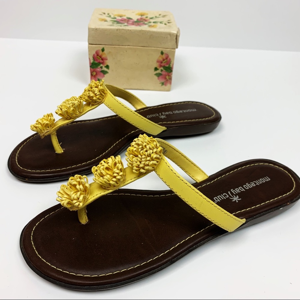 Montengo  Bay Yellow Sandals  SZ 6